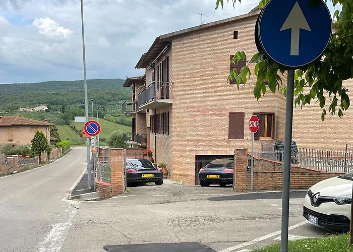 Casa Simonetta Апартаменты Сан-Джиминьяно